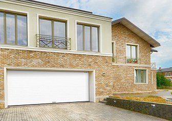 Гаражные ворота Doorhan RSD02 (2600х2600)